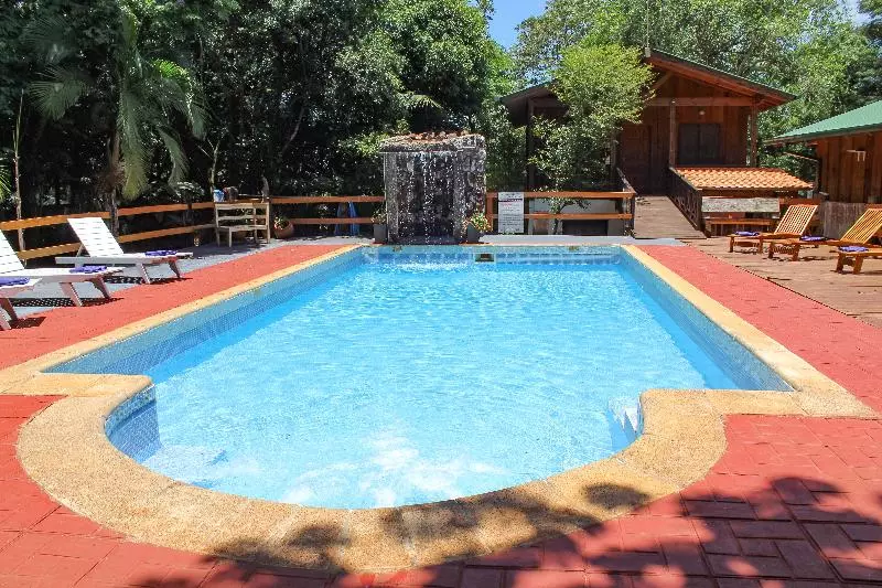Palo Rosa Lodge