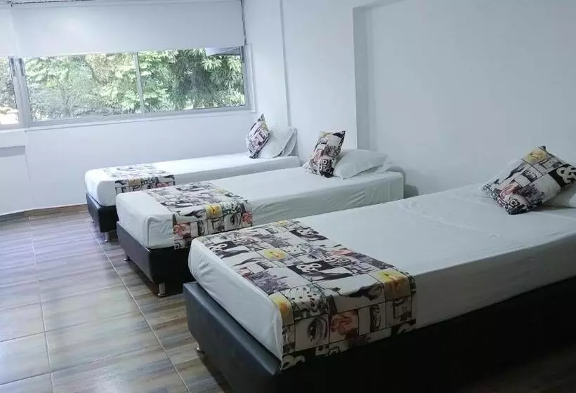 Fotos del hotel Palmas Del Estadio:  15