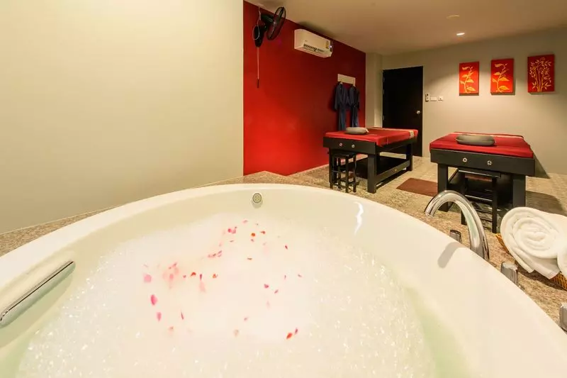 Fotos del hotel Recenta Suite Phuket Suanluang:  6