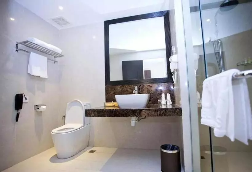Fotos del hotel Vouk  Suites:  7