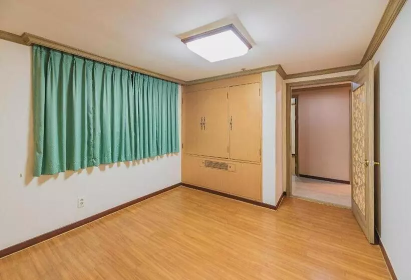 Fotos del hotel Osaek Greenyard:  9