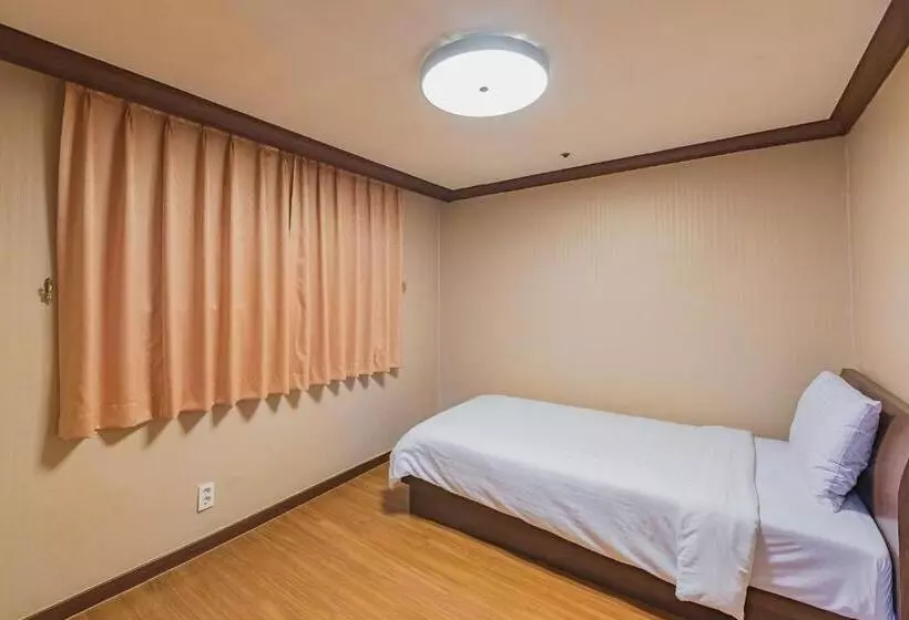 Fotos del hotel Osaek Greenyard:  6