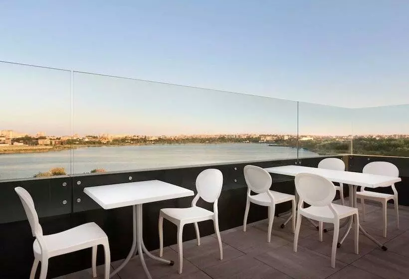 Fotos del hotel Ramada By Wyndham Constanta:  6