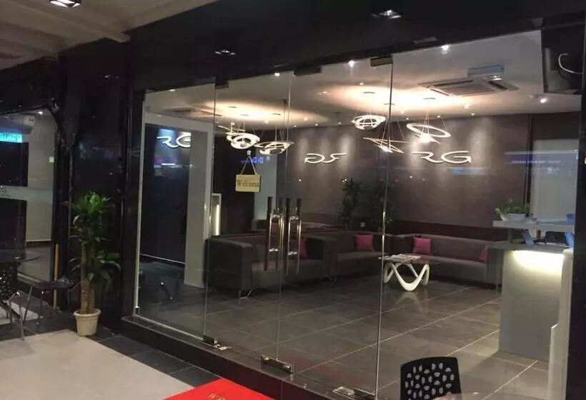 Fotos del hotel The Regency Garden:  5
