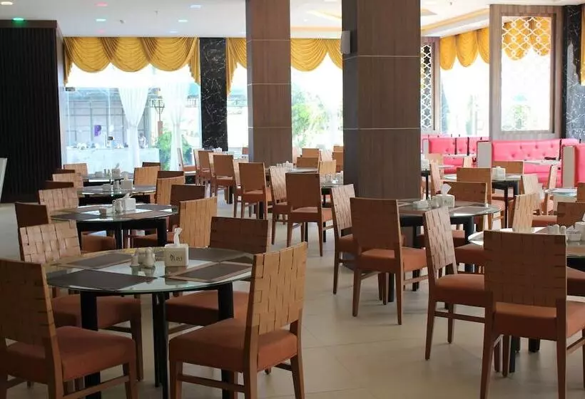 Fotos del hotel The Golden Bay Hotel Batam:  23