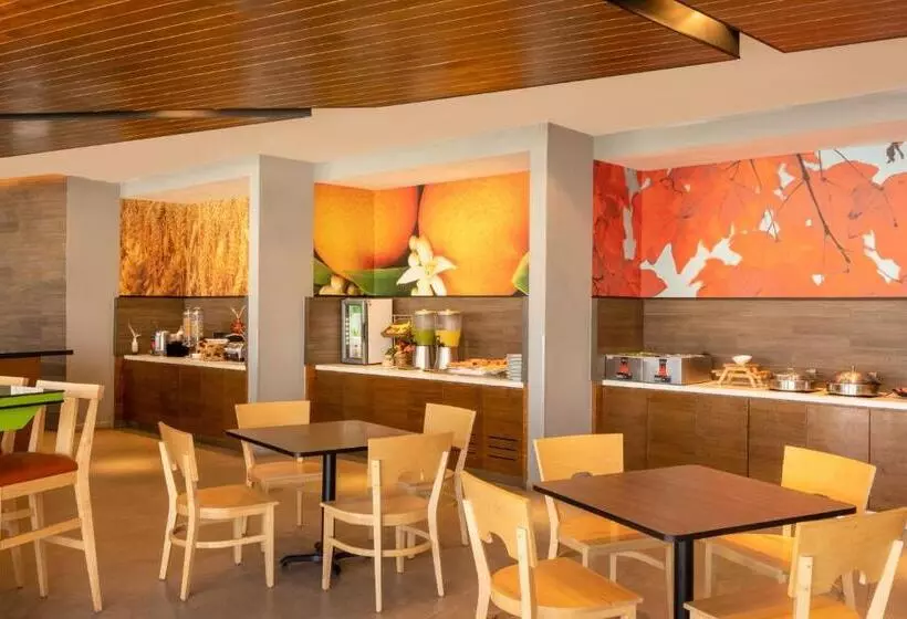 Fotos del hotel Fairfield Inn & Suites By Marriott Mexico City Vallejo:  9