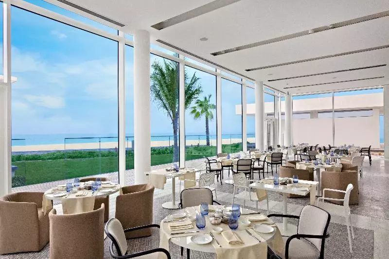 Fotos del hotel The Oberoi Beach Resort, Al Zorah:  14