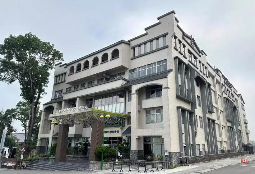 Guan Zi Ling Toong Mao Spa Resort