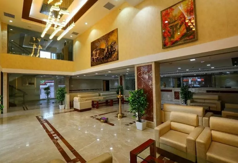 Fotos del hotel Aadithya By Tgi:  3