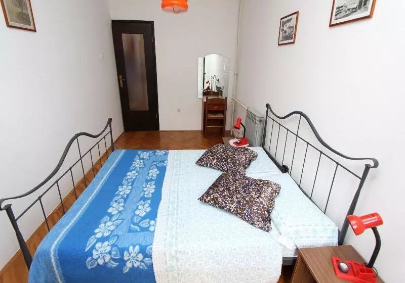 Fotos del hotel Apartments Marika:  6