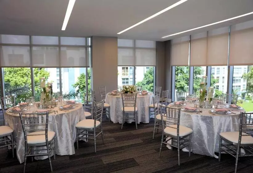 Fotos del hotel Residence Inn Miami Sunny Isles Beach:  25