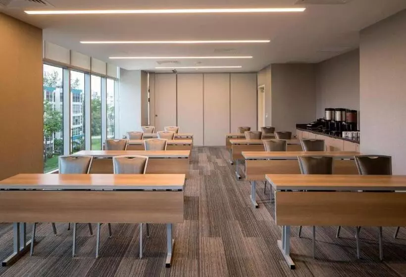 Fotos del hotel Residence Inn Miami Sunny Isles Beach:  17