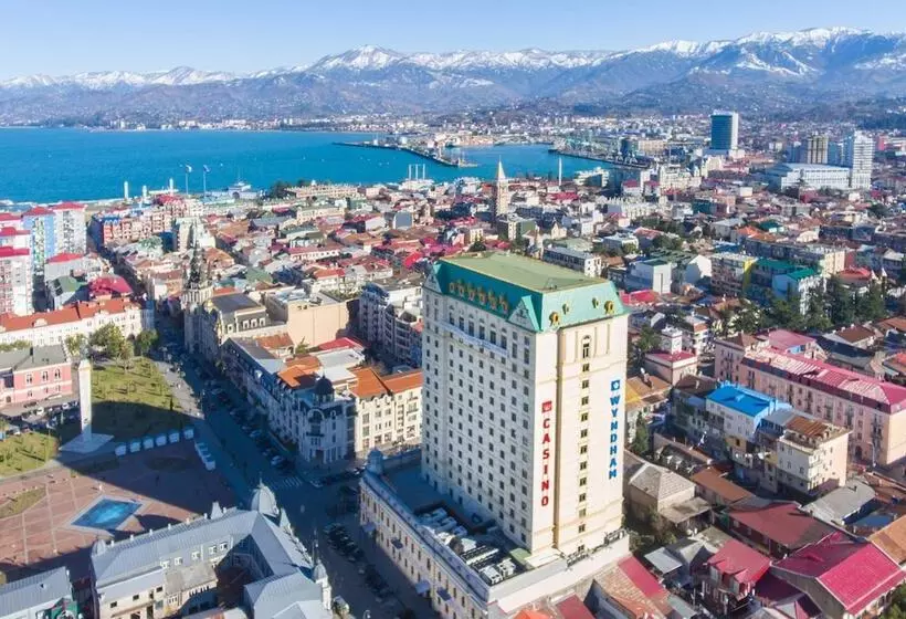 Fotos del hotel Wyndham Batumi:  3