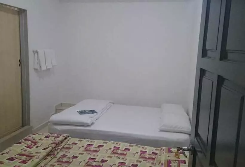 Fotos del hotel Axis:  10