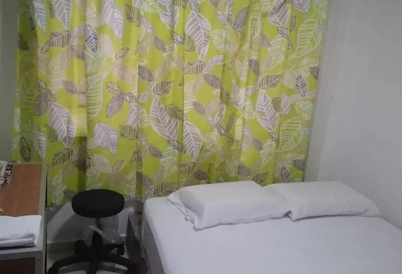 Fotos del hotel Axis:  6