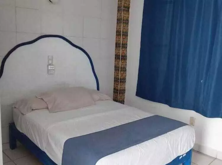 Fotos del hotel & Hostal Mayflower:  15