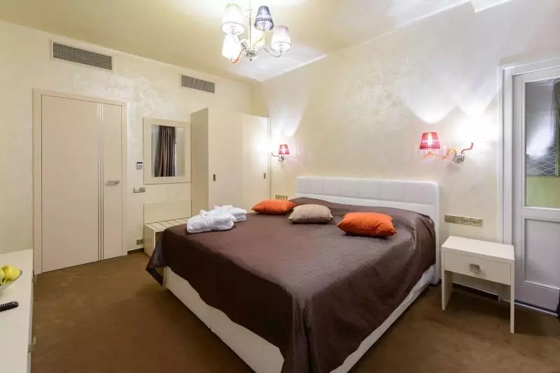 Myo Hotel Mysterius