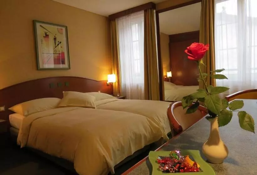 Fotos del hotel Hôtel Du Port:  8