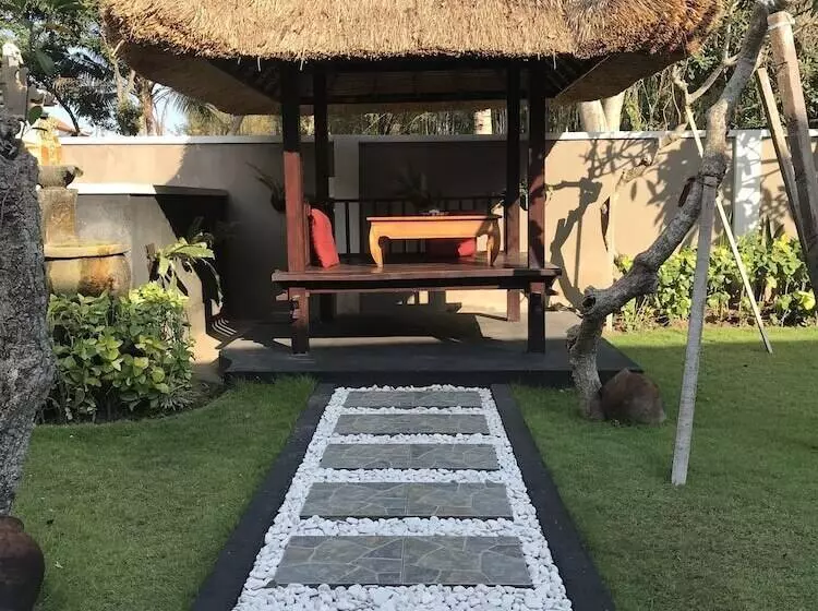 Fotos del hotel Zen Rooms Jimbaran Merajapati:  6