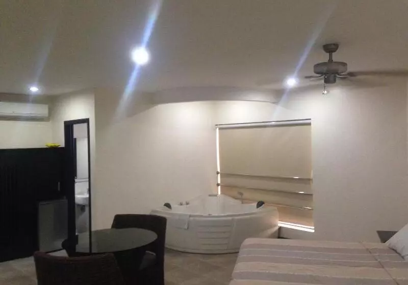 Fotos del hotel Boomerang:  8