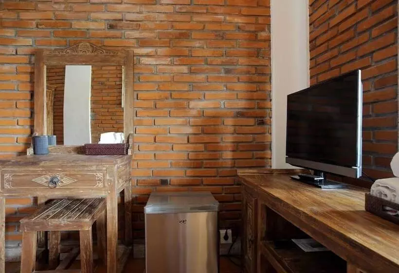 Fotos del hotel Reddoorz Near Raya Semer:  6