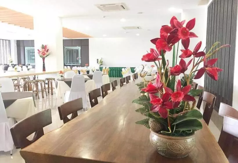 Fotos del hotel The Convenience Khonkaen:  8