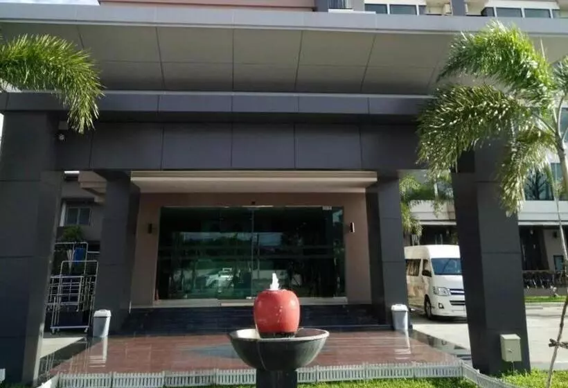 Fotos del hotel The Convenience Khonkaen:  16