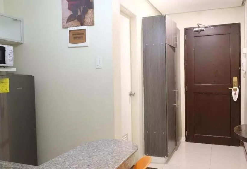 Zen Rooms Malate Robinsons