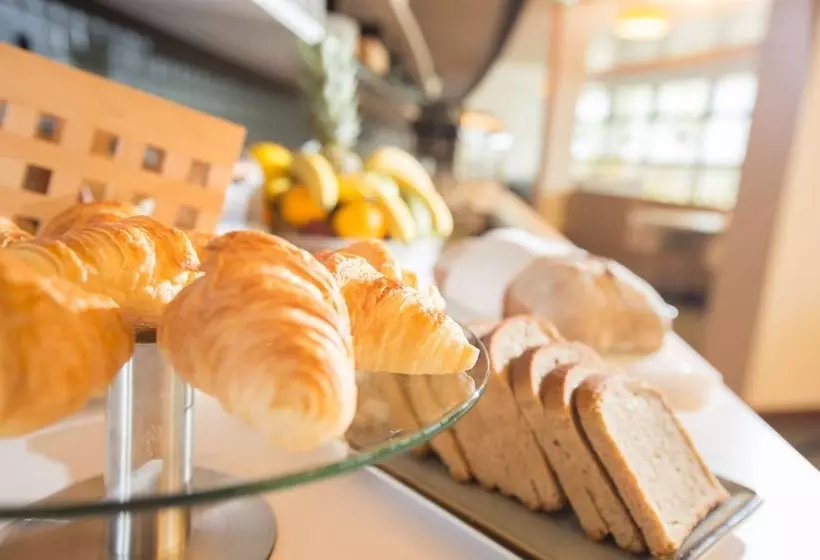 Fotos del hotel Comfort Hotel Frankfurt Airport West:  22