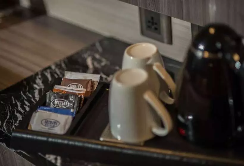 Fotos del hotel Arthama Hotels Makassar:  15
