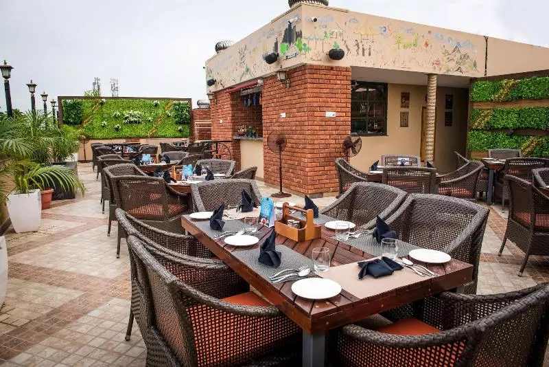Fotos del hotel Glades:  13