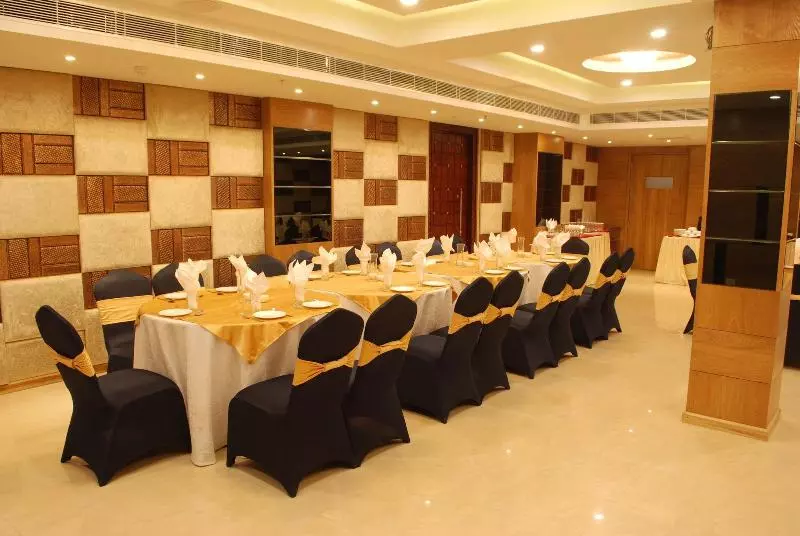 Fotos del hotel Glades:  11