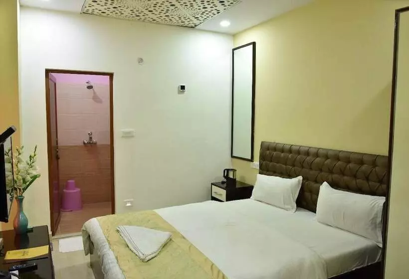 Fotos del hotel Sarweshwary:  2