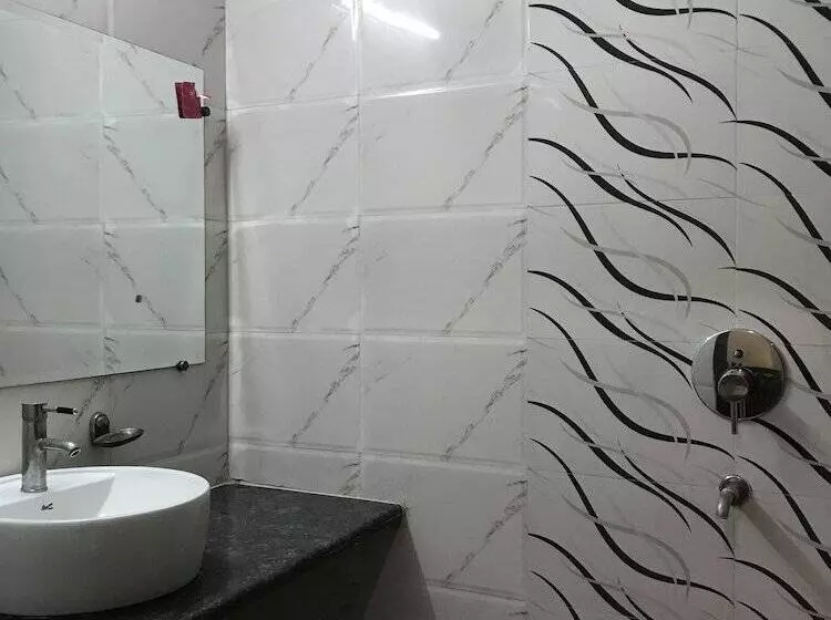 Fotos del hotel Noble Inn:  11