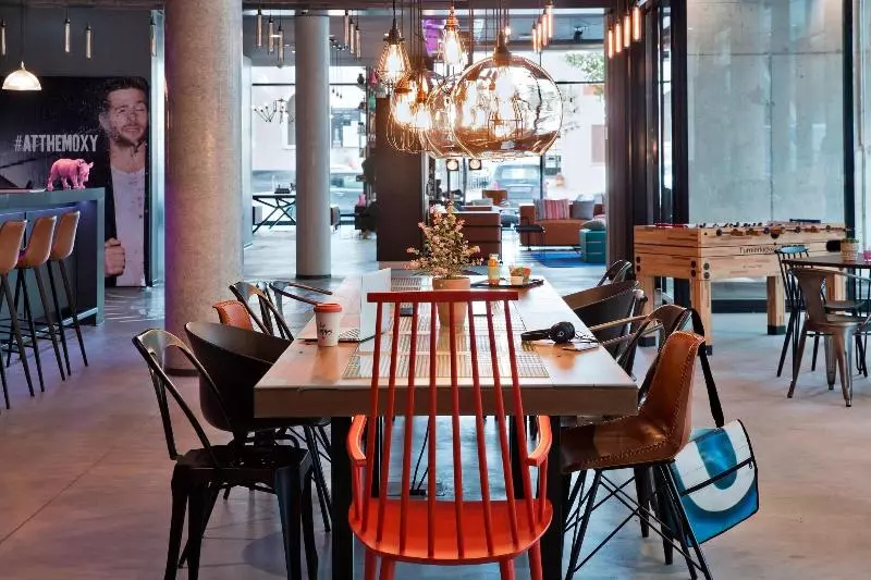 Fotos del hotel Moxy Frankfurt East:  11