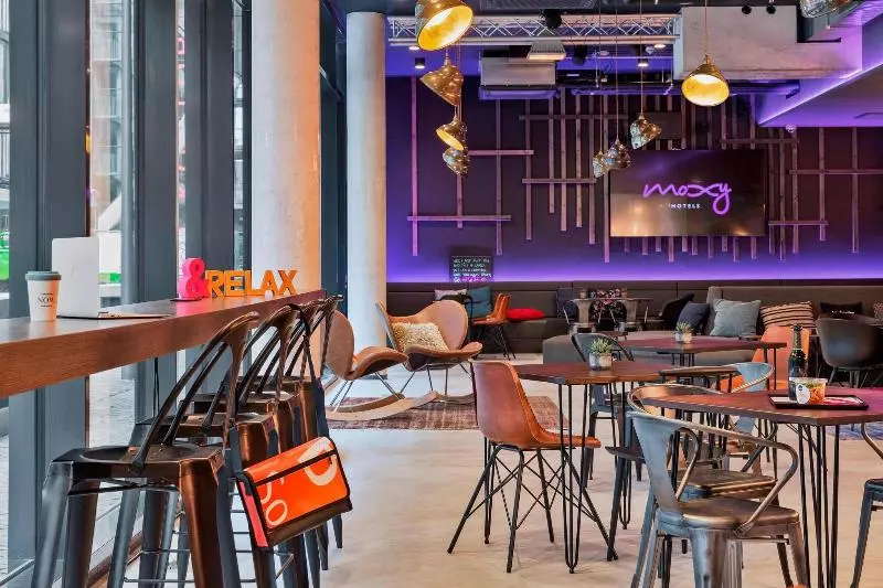 Fotos del hotel Moxy Frankfurt East:  12