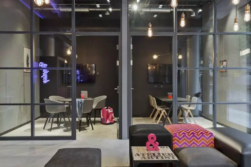Fotos del hotel Moxy Frankfurt East:  3