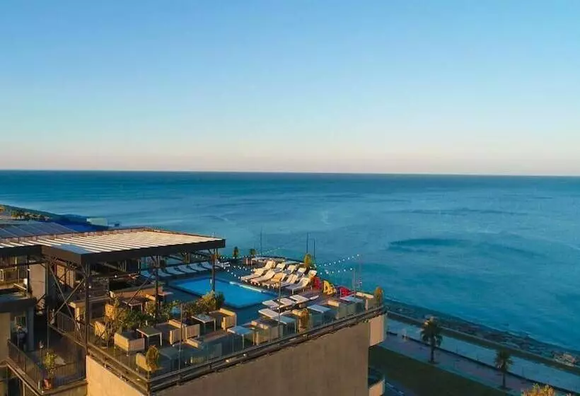 Fotos del hotel Roshe Batumi:  8