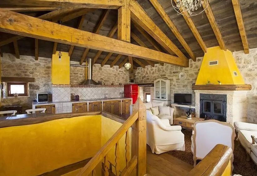 Fotos del hotel Rural La Torre De Bisjueces:  14