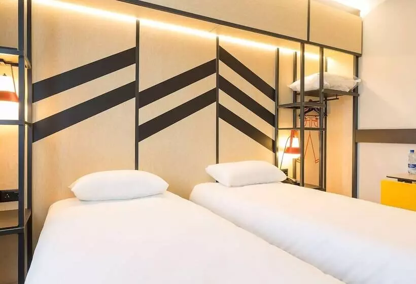 Ibis Styles Geneve Palexpo Aeroport