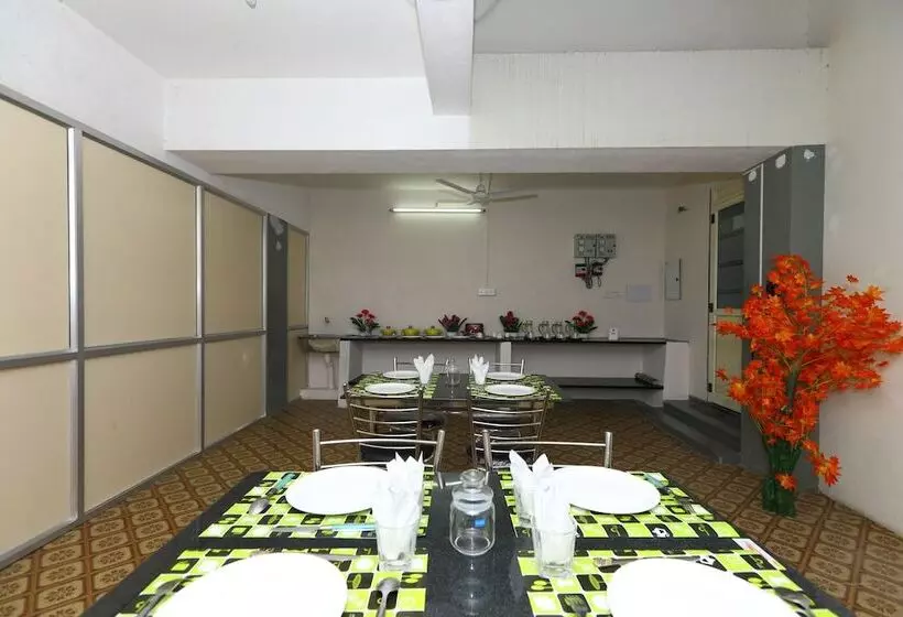 Fotos del hotel Oyo 9260 Olive Castles Inn:  9