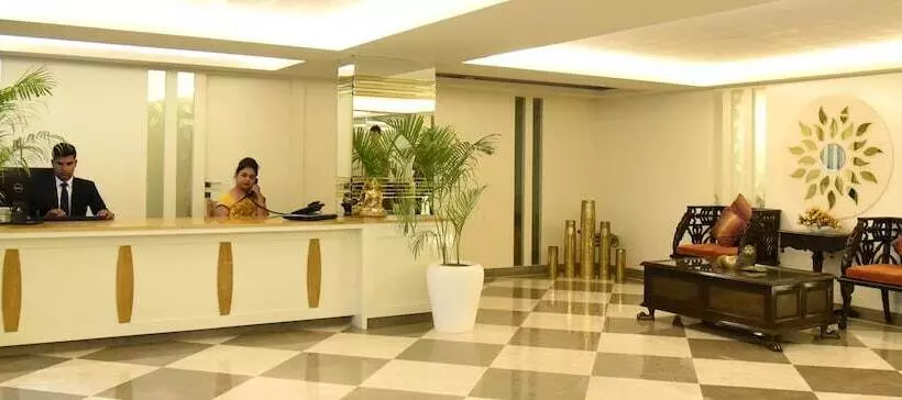 Fotos del hotel The Exotica Grand:  3