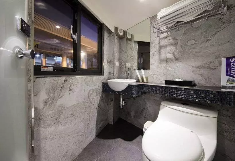Fotos del hotel Metro Apartment:  12