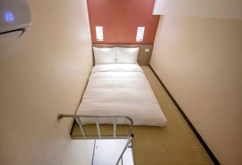 Fotos del hotel Metro Apartment:  15
