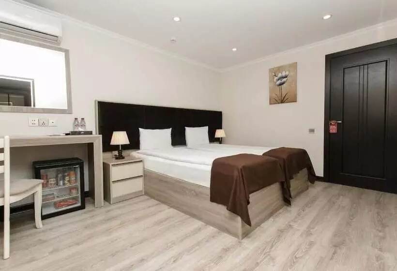 Fotos del hotel Deluxe City:  15