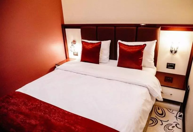 Fotos del hotel Deluxe City:  13