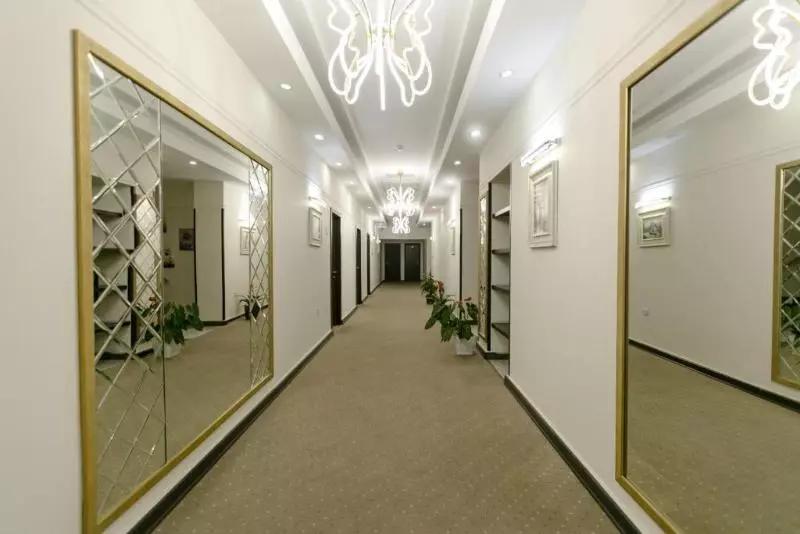Fotos del hotel Deluxe City:  6