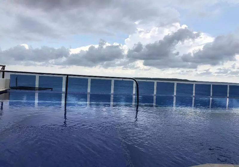 Fotos del hotel Isla Real:  3