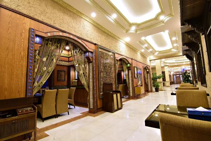 Fotos del hotel Karan:  3