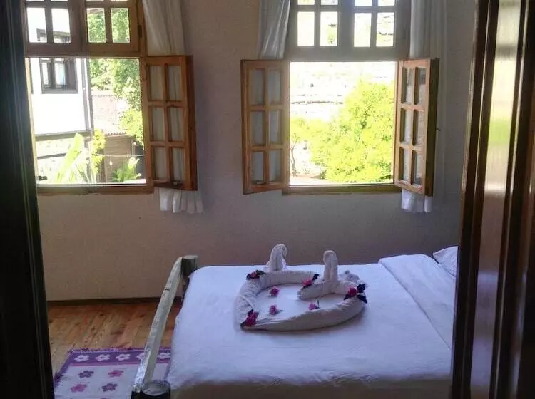 Fotos del hotel Wood House:  15